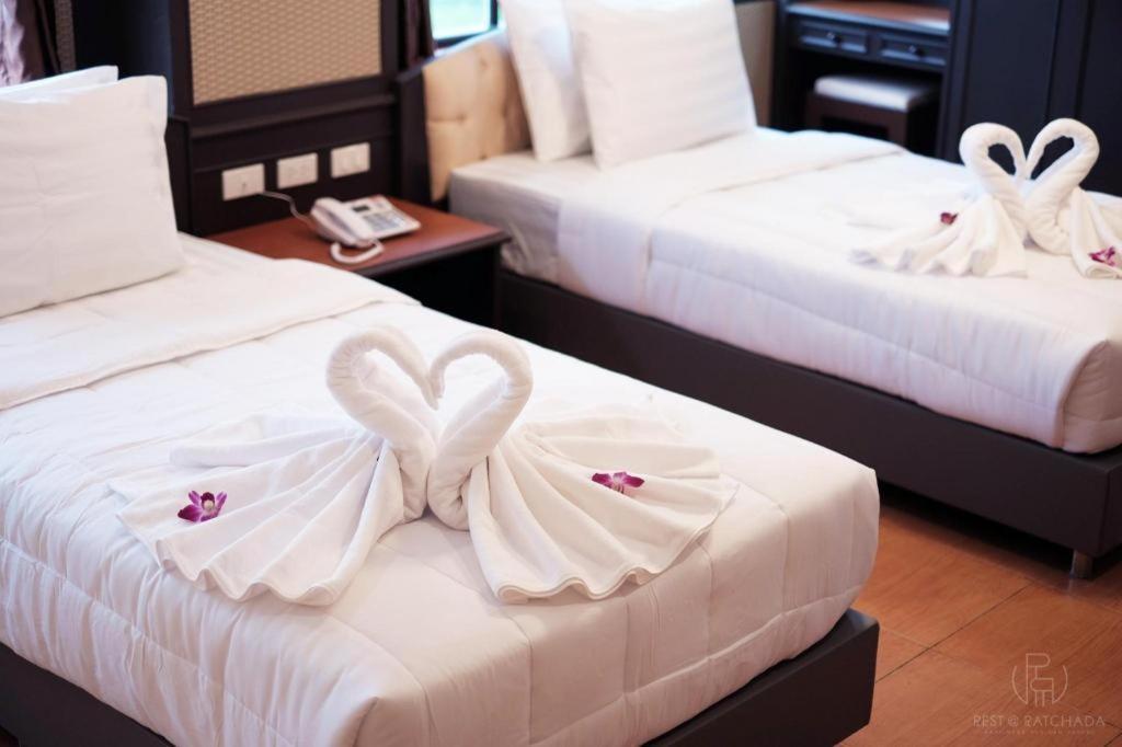 Rest@Ratchada Hotel Banguecoque Exterior foto